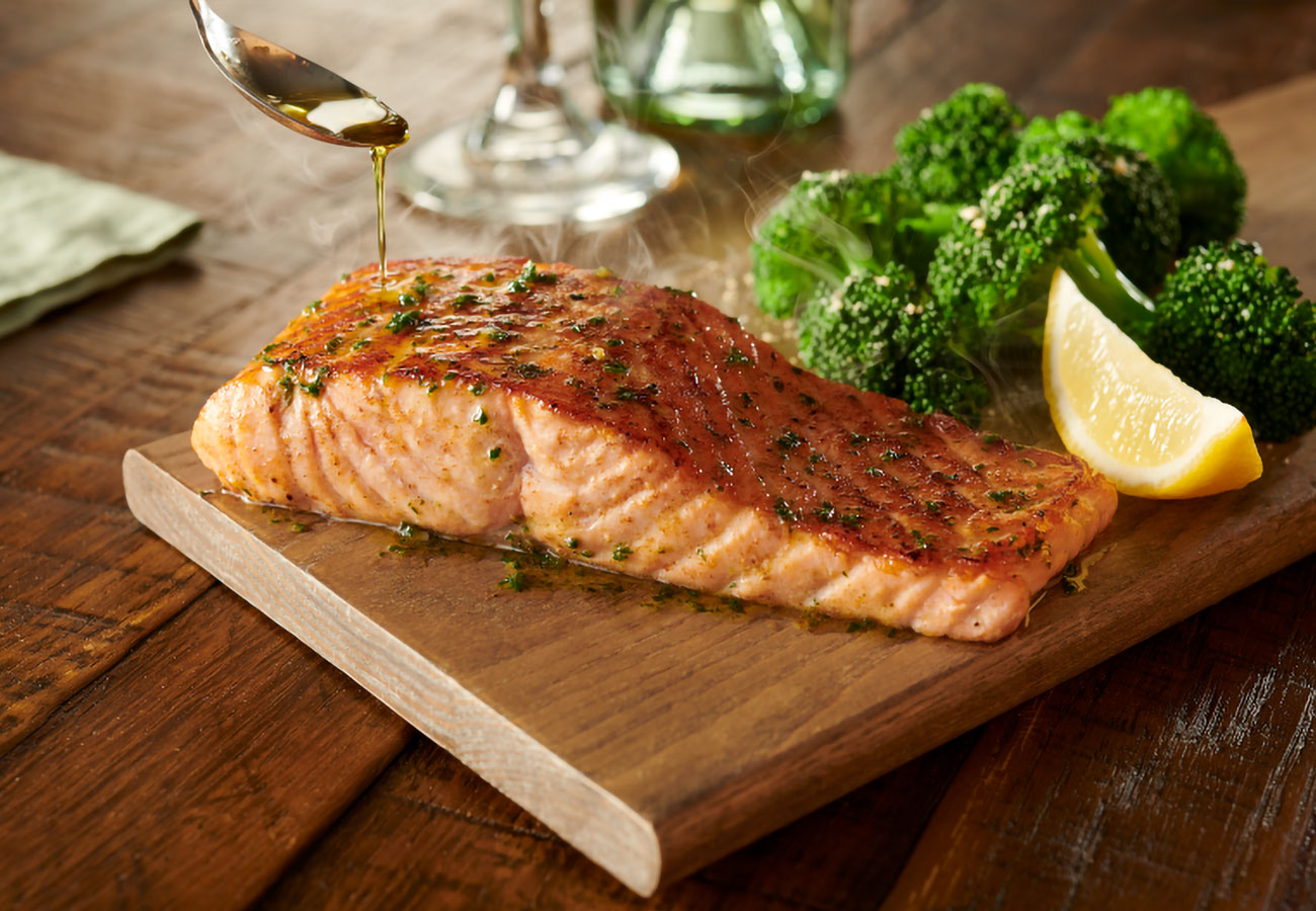 Herb-Grilled-Salmon_butter-pour